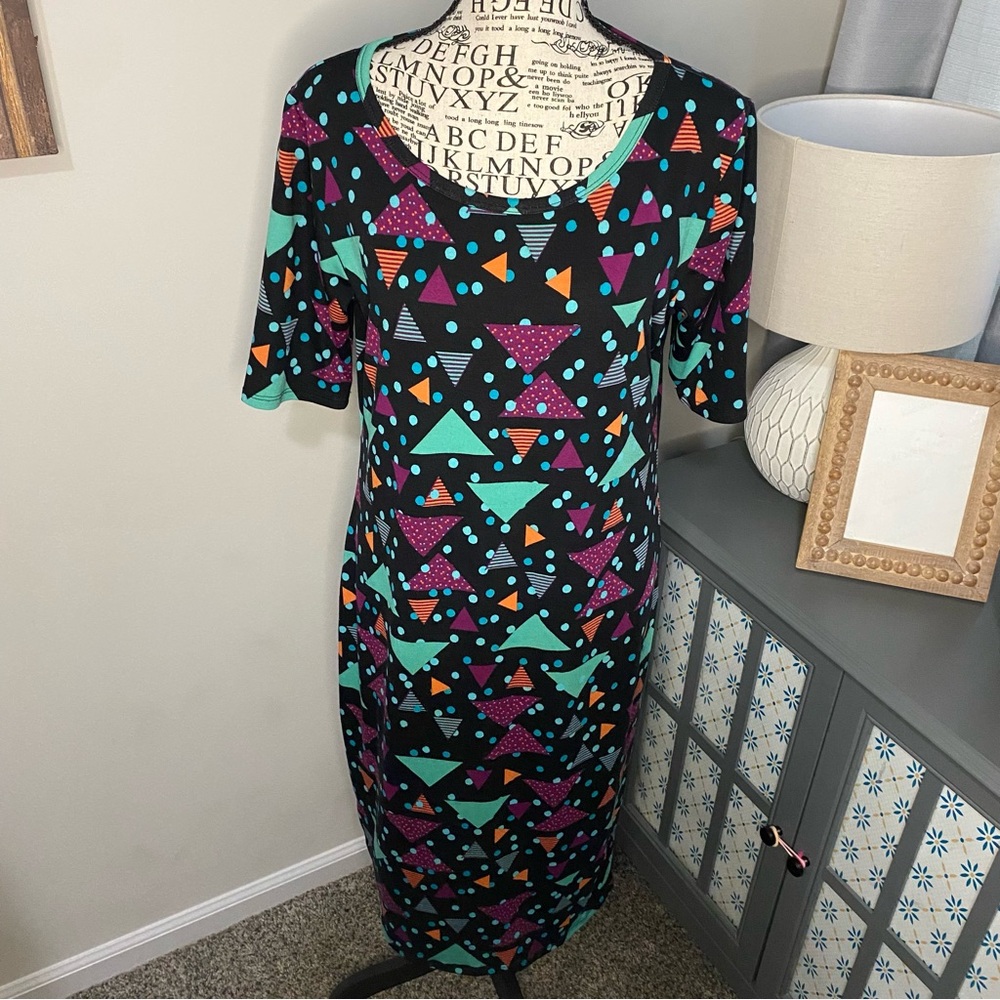 767 LuLaRoe Julia Dress Retro 80s 90s Geometric Graphic Print T-Shirt Dress M